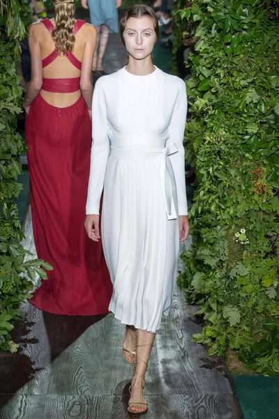 Look 20